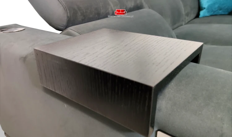 sofa-z-funkcja-relax-wbudowany-barek-w-boku.webp