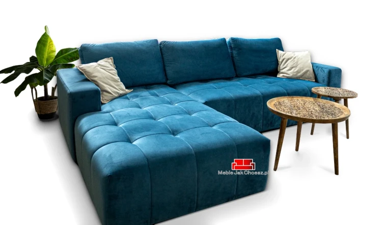 duza-sofa-pikowana-z-poduszkami-szerokie-boki.webp