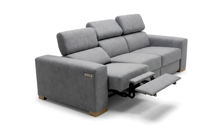 sofa-relax-z-regulowanymi-zaglowkami.webp