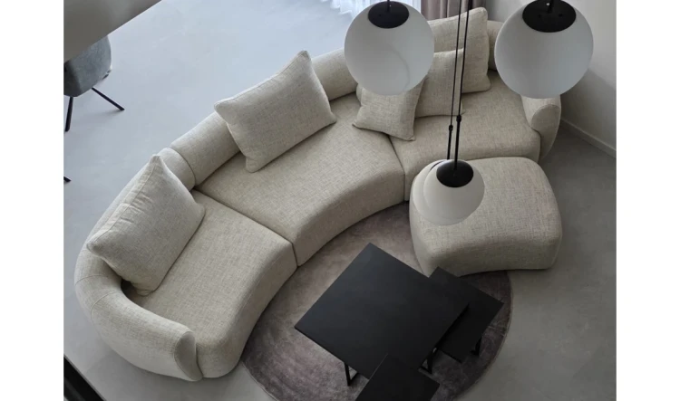 polokragla-sofa.webp